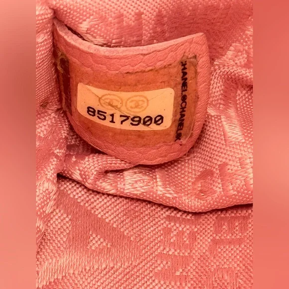 CHANEL Coco Mark Chocolate Bar Logo Caviar Skin Handbag - Picture 12 of 13